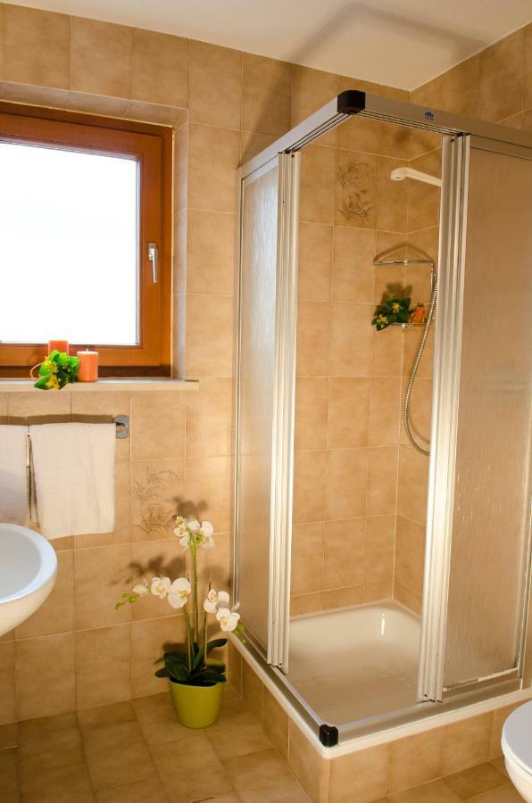 Pension Felseneck San Leonardo in Passiria Exterior photo